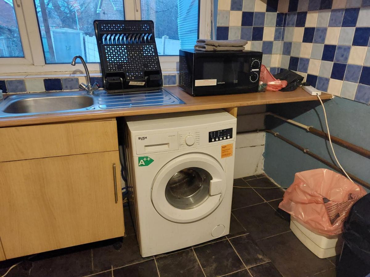 Dream Basildon Apartment Bagian luar foto