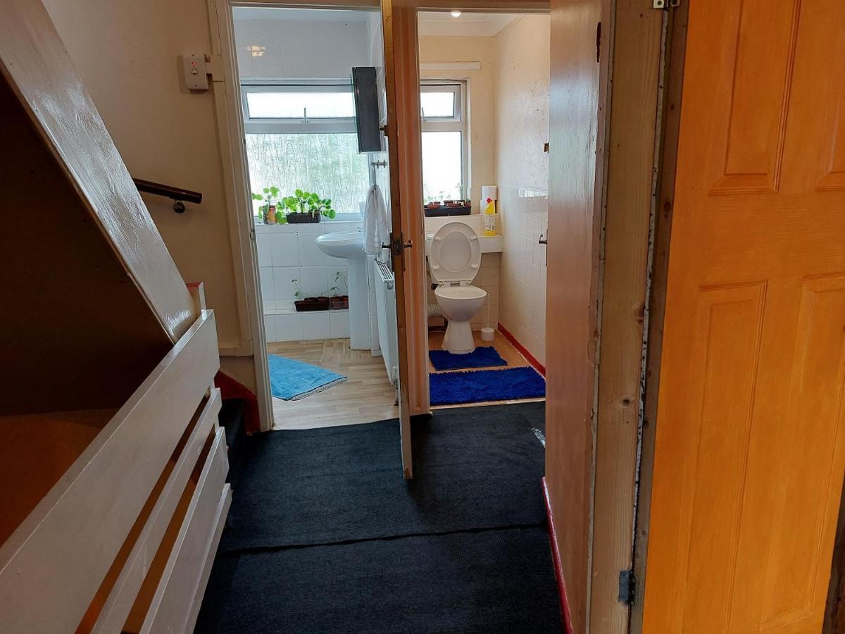 Dream Basildon Apartment Bagian luar foto