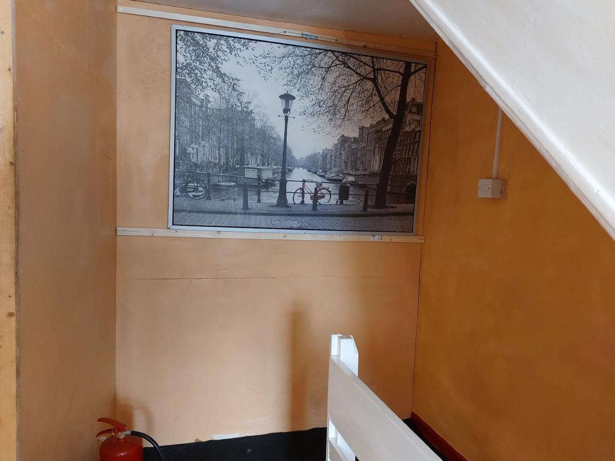 Dream Basildon Apartment Bagian luar foto