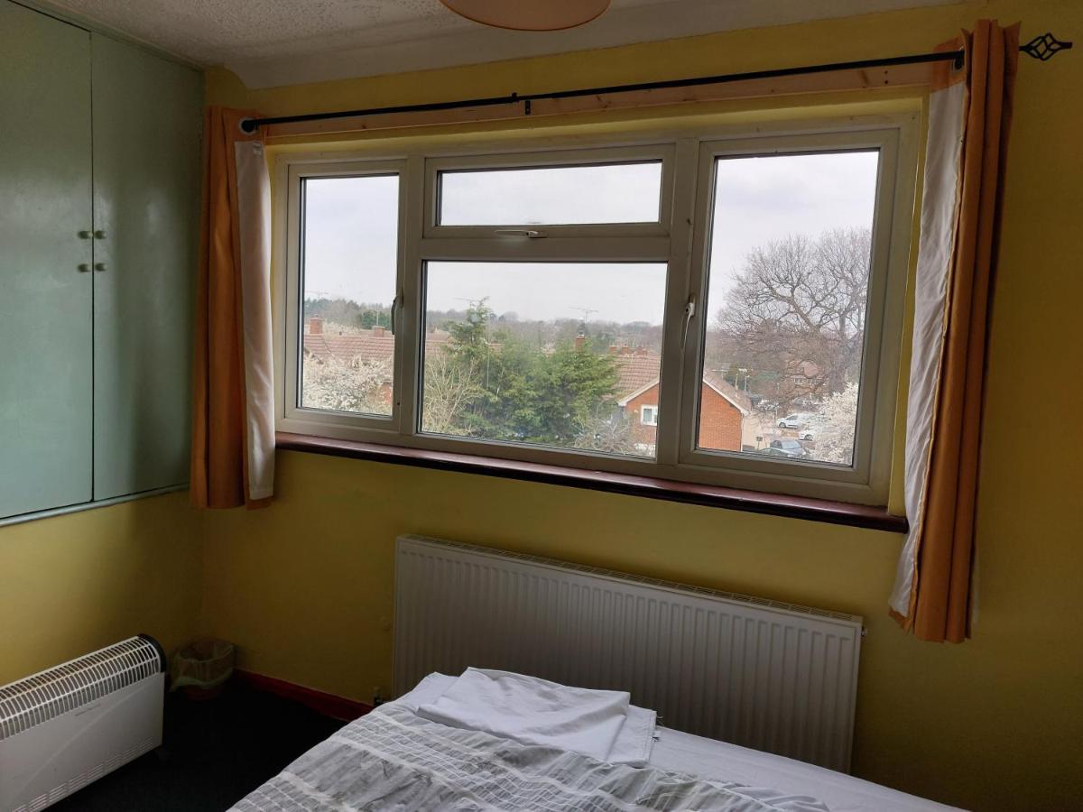 Dream Basildon Apartment Bagian luar foto